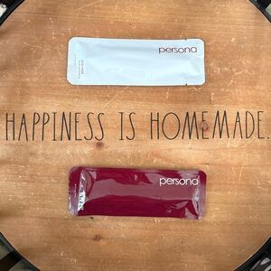 Persona Eyeliner and Lip Liner Set in Black and 90210